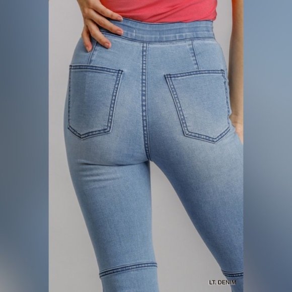 Umgee | High Rise Fringe Hem Bell Bottom Stretch Denim Jeans Light Wash New 3 - Picture 11 of 14